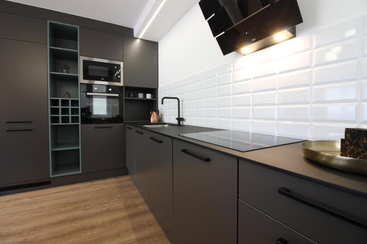 Meeting Point Apartment Sarajevo Bagian luar foto